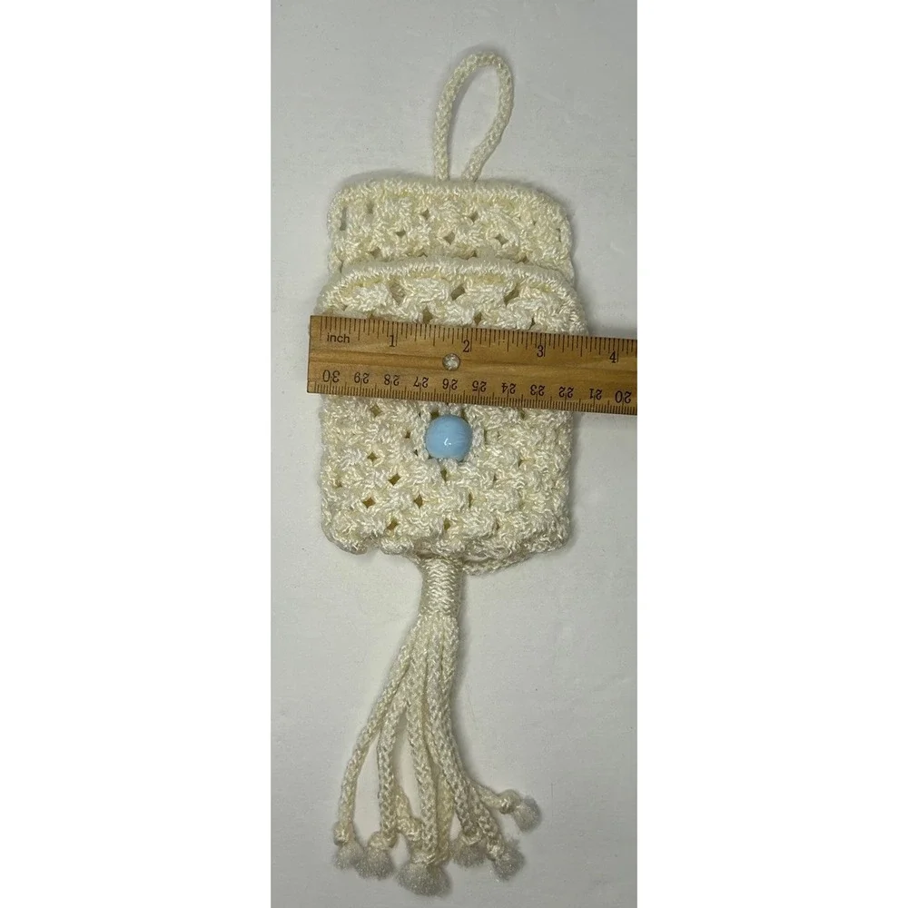 Handmade macrame pocket